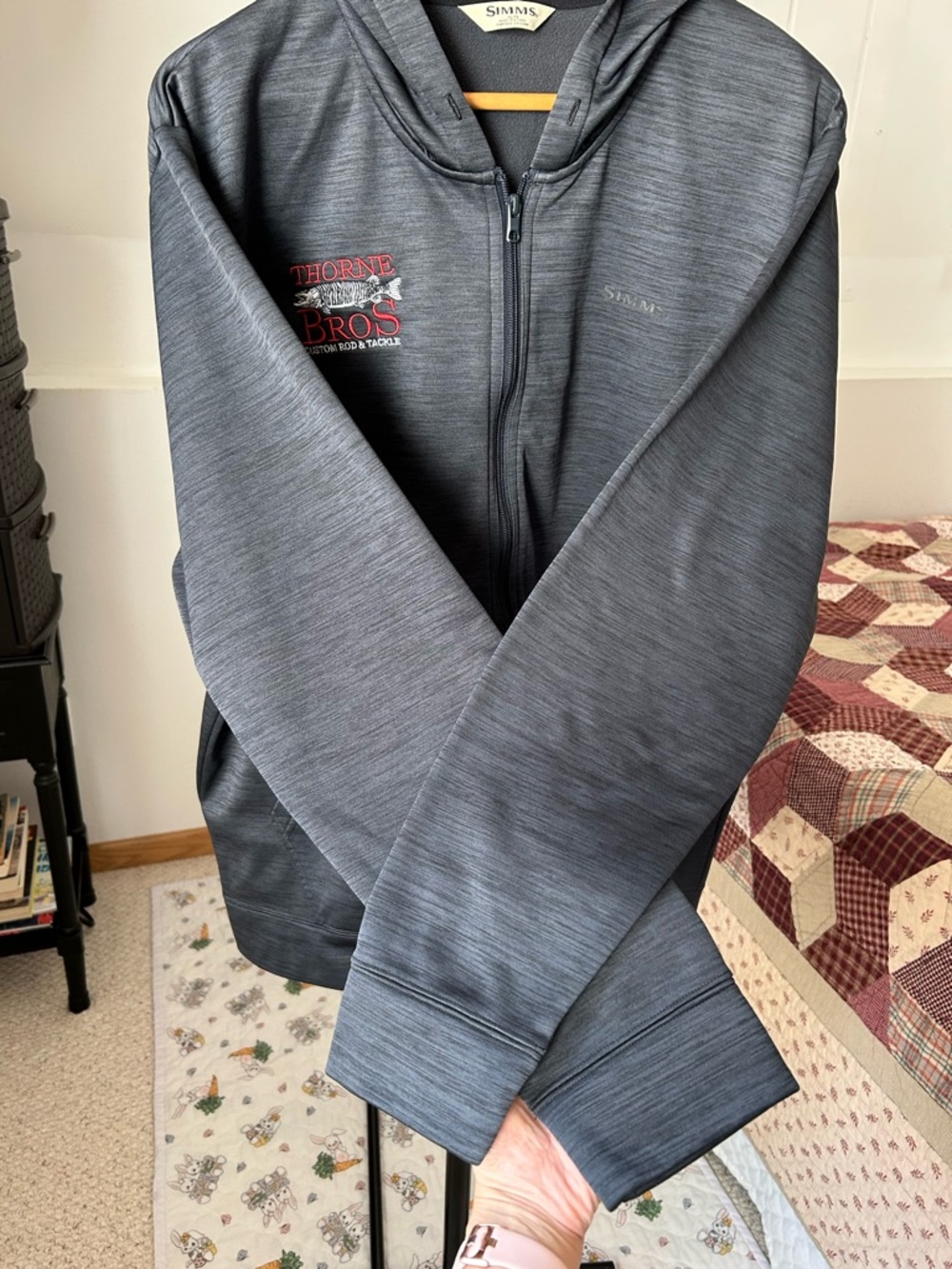 Simms Fishing Hoodie Sweatshirt XL - Picture 3 of 7